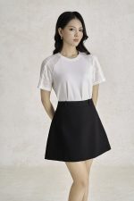 Wool knitted T-shirt with round neck, short sleeves and fashionable mesh lace